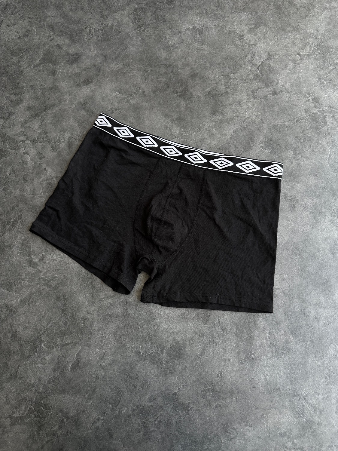 IMG_7727 شورت نخی مردانه برند UMBRO - Image 1
